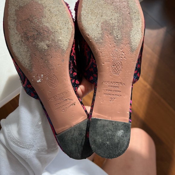 Aquazzura Size 6.5 powder puff pompom slippers - Picture 4 of 4